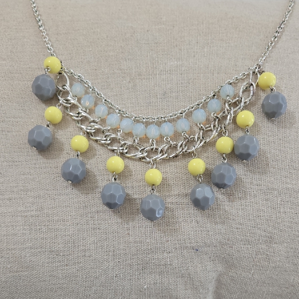 Elegant Silver and Yellow Necklace